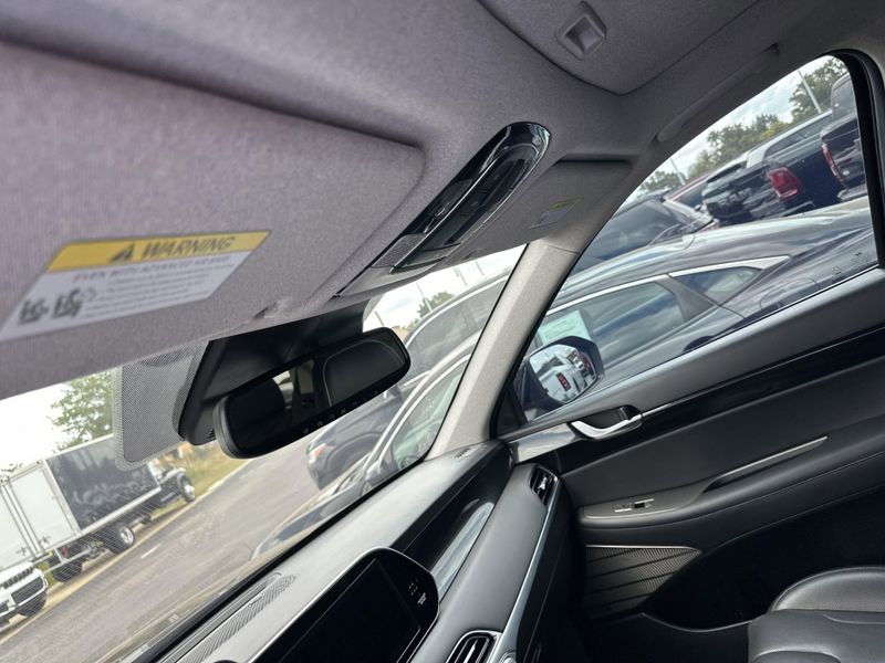 Used 2022 Hyundai Palisade LimitedImage 32