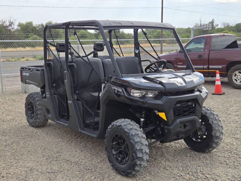 New 2026 Can-Am DEFENDER MAX DPS HD9 