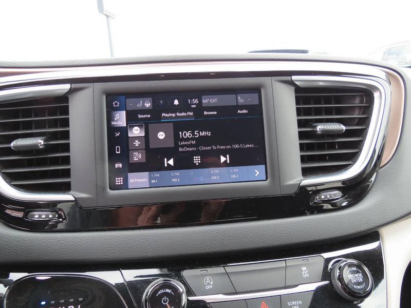 2023 Chrysler Voyager LX 4dr Mini VanImage 20