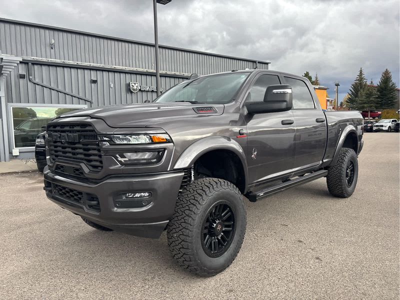 2025 Ram 2500 Big Horn photo 2