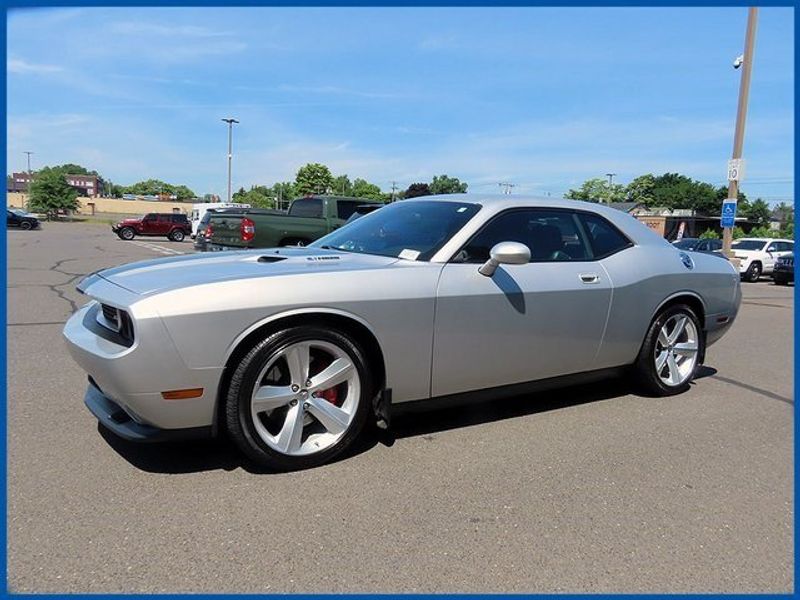 2009 Dodge Challenger SRT8Image 1