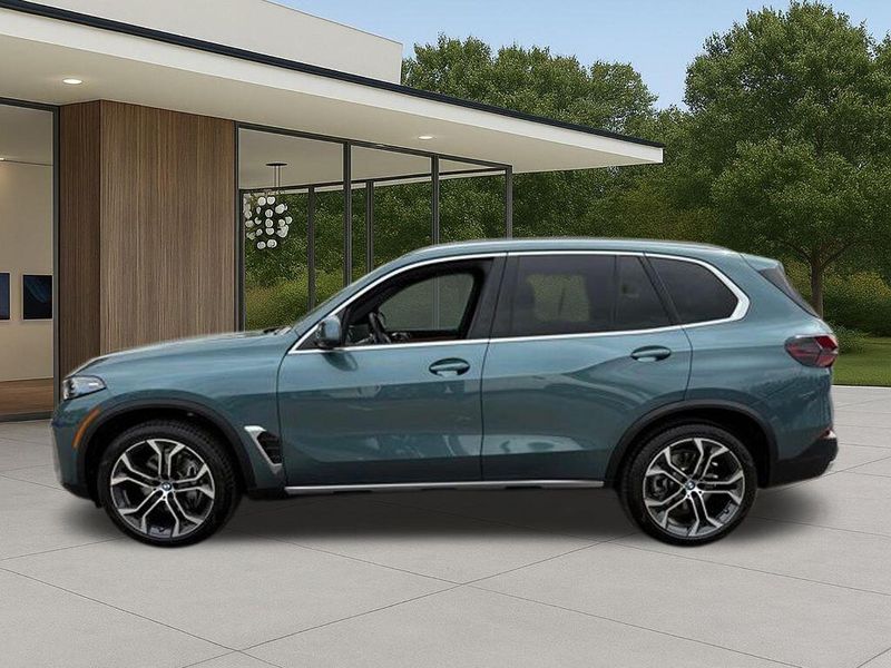 Used 2025 BMW X5 xDrive40iImage 13