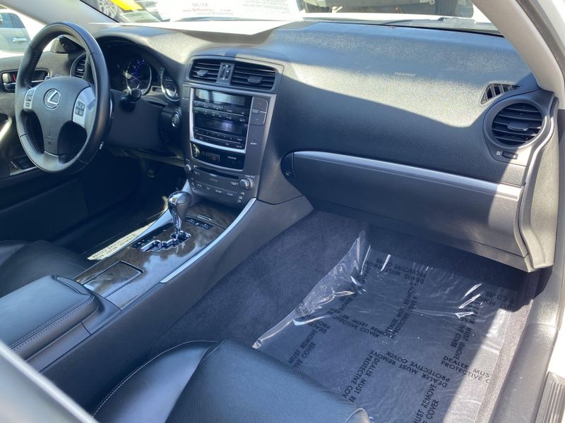 2013 Lexus IS 250 250Image 11