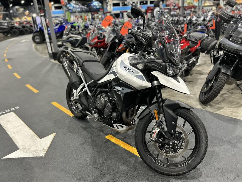Used 2022 Triumph TIGER 900 GT LOW Image 4