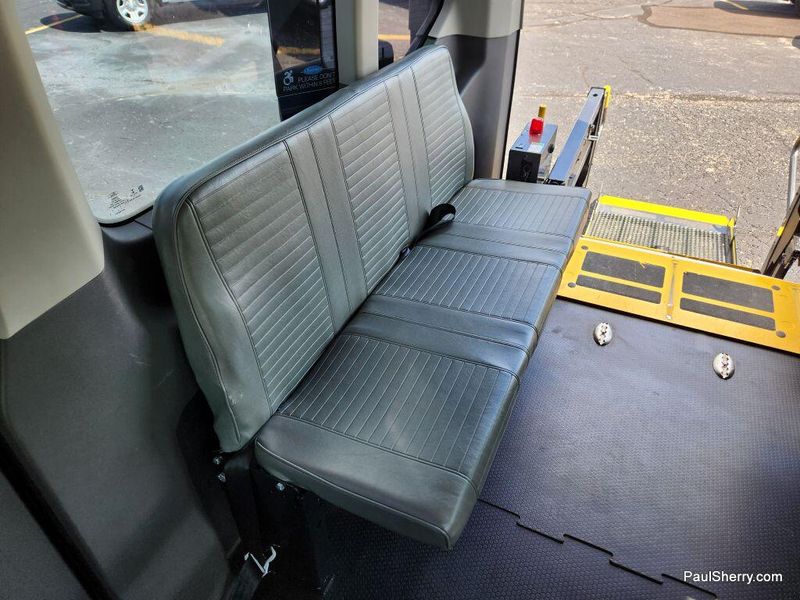 2020 Ford Transit XL photo 23