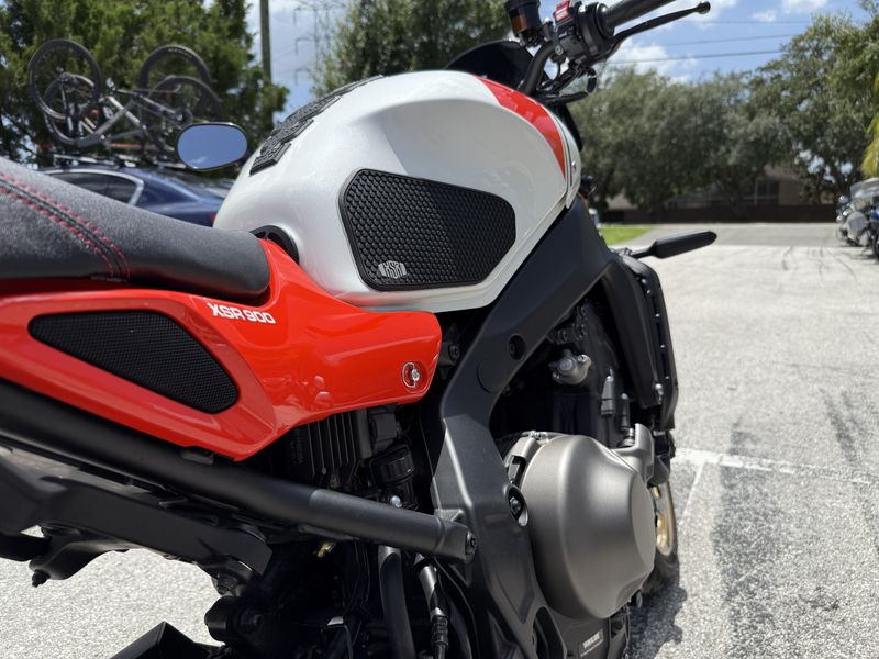 Used 2024 Yamaha XSR 900 