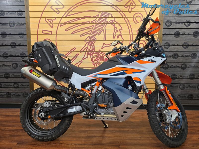 2023 KTM Adventure 890 R Image 1