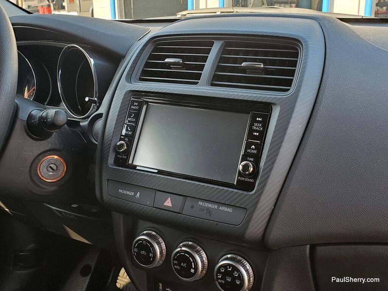 Used 2025 Mitsubishi Outlander Sport SE