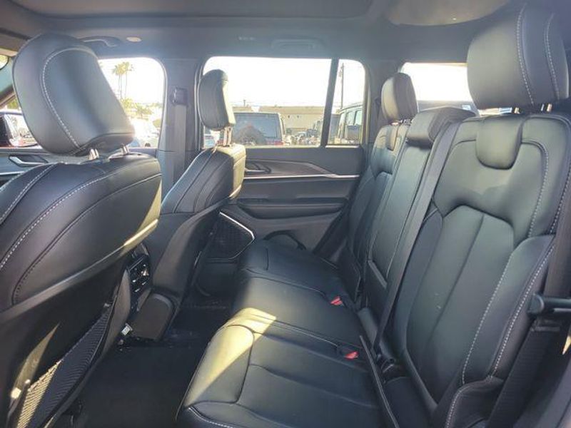 New 2026 Jeep Grand Cherokee Limited 4x4