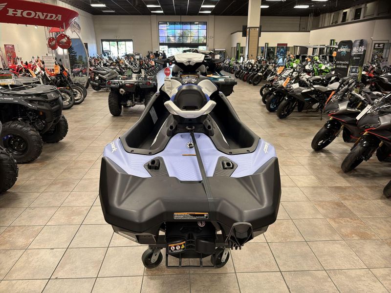 New 2025 Sea Doo SPARK FOR 3 90 CONVENIENCE PACKAGE (SOUND SYSTEM) Image 30