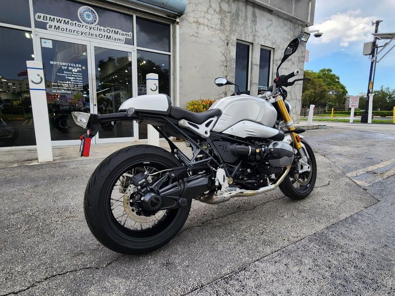 Used 2022 BMW R nineT Image 12