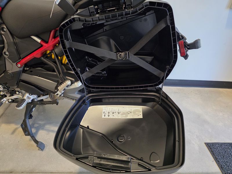 New 2025 Ducati Multistrada V4 S Travel  Radar 
