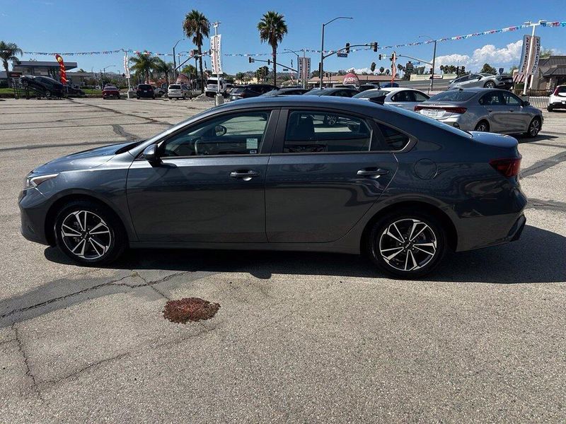 Used 2024 Kia Forte LXSImage 7