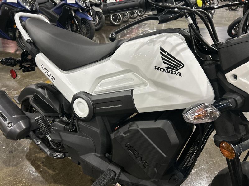 2025 Honda Navi Image 24