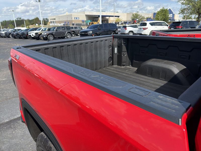 Used 2024 GMC Sierra 1500 ProImage 8