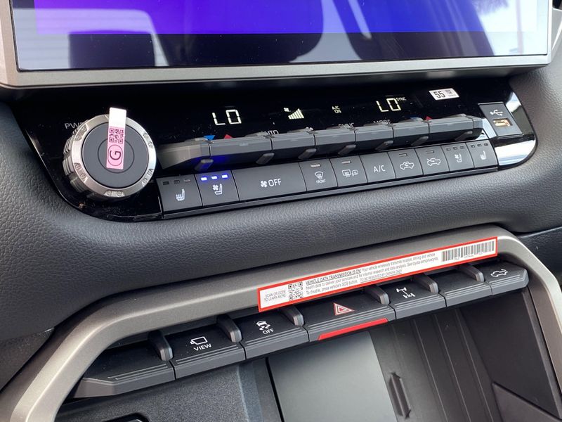 2025 Toyota Tundra LimitedImage 17