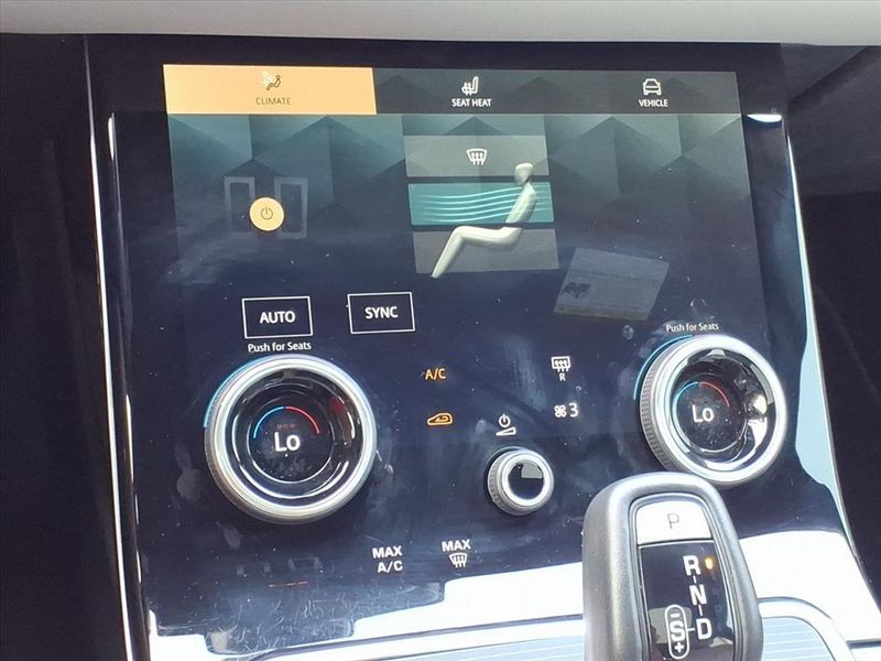 Used 2023 Land Rover Range Rover Evoque SEImage 23