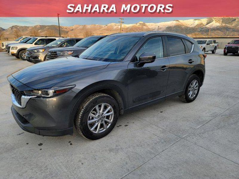 2023 Mazda CX-5 2.5 S Preferred photo 3