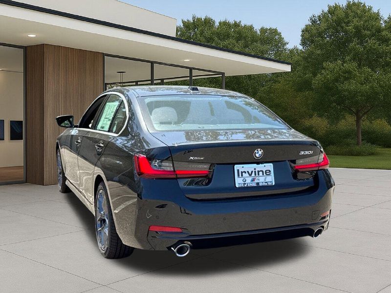 New 2026 BMW 3 Series 330i xDriveImage 10
