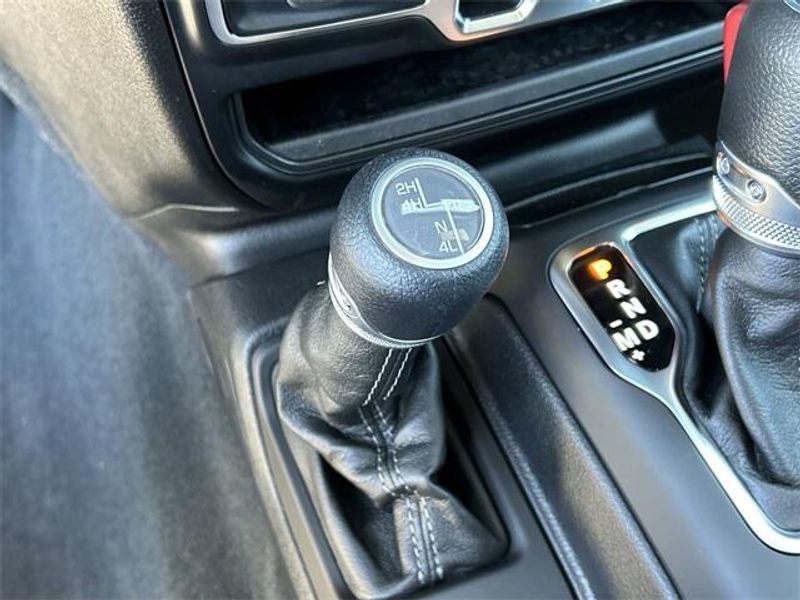 2024 Jeep Gladiator Sport S 4x4Image 22