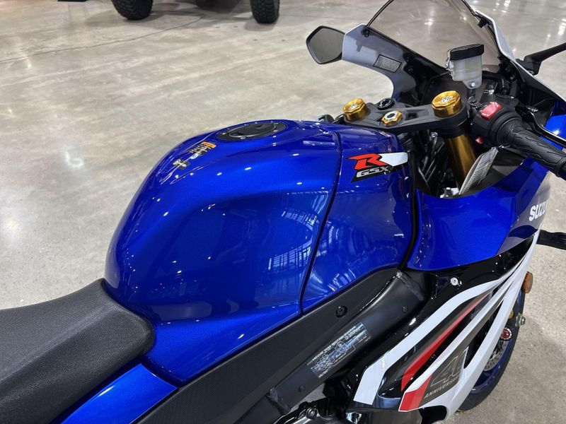 New 2027 Suzuki GSX-R1000R 40TH ANNIVERSARY EDITION Image 22