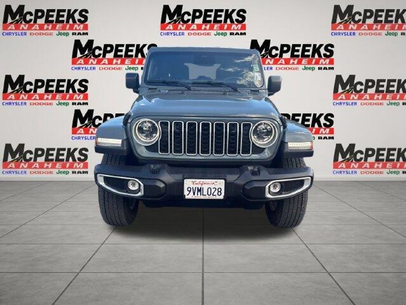 Used 2026 Jeep Wrangler SaharaImage 8