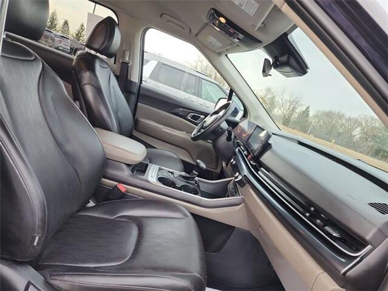 2025 Kia Carnival LXSImage 29