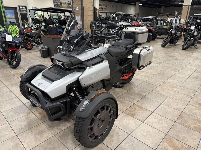 New 2025 Can-Am CANYON XT Image 14