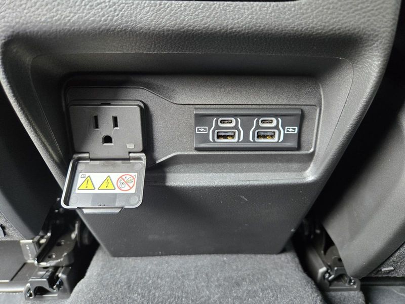 2025 Jeep Grand Cherokee Altitude photo 24