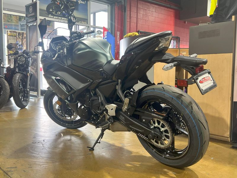 2025 Kawasaki NINJA 650 ABS Image 7