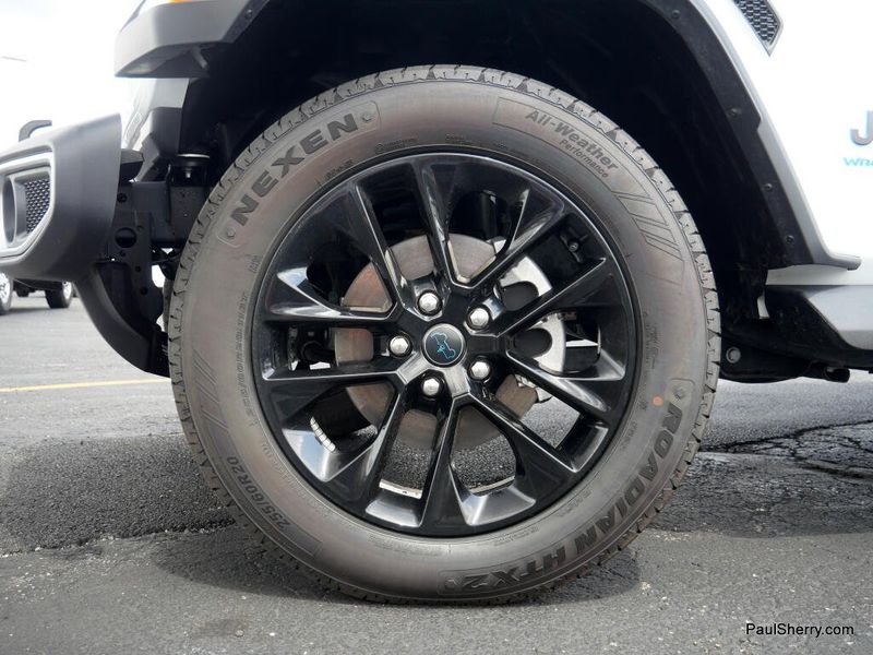 Used 2025 Jeep Wrangler 4xE Sahara