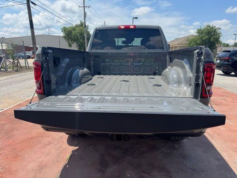 New 2026 RAM 2500 Black Express Crew Cab 4x4 6