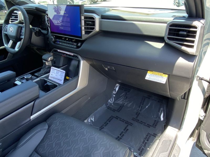 2025 Toyota Tundra LimitedImage 9