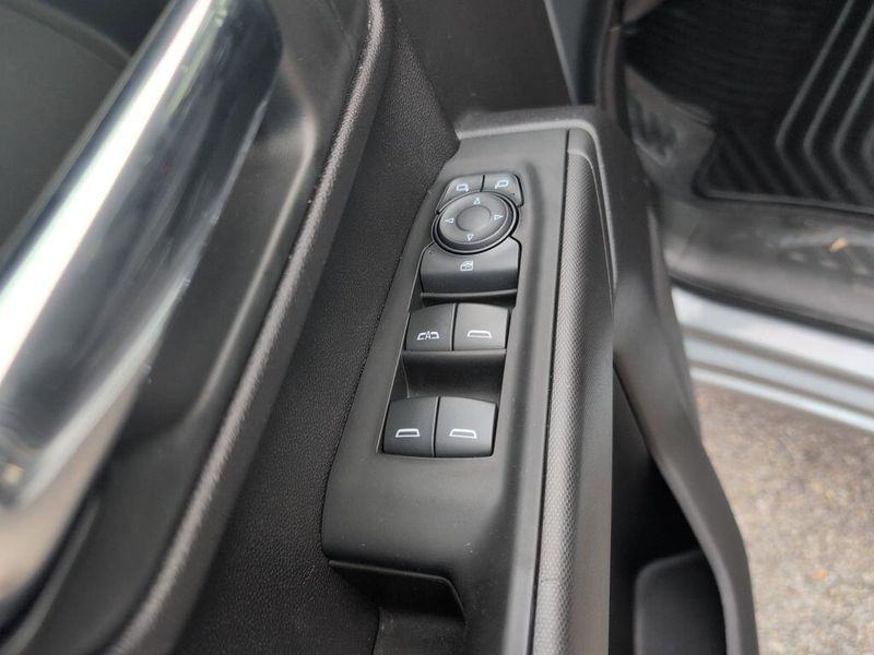 2024 Chevrolet Silverado CustomImage 14