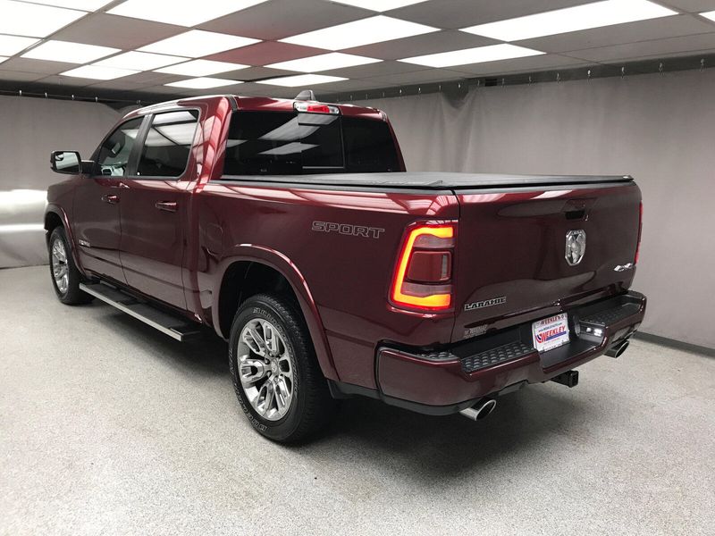 2022 RAM 1500 LaramieImage 17