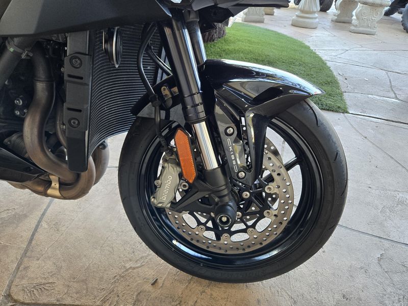 USED 2021 KAWASAKI Z H2 BASE Image 17