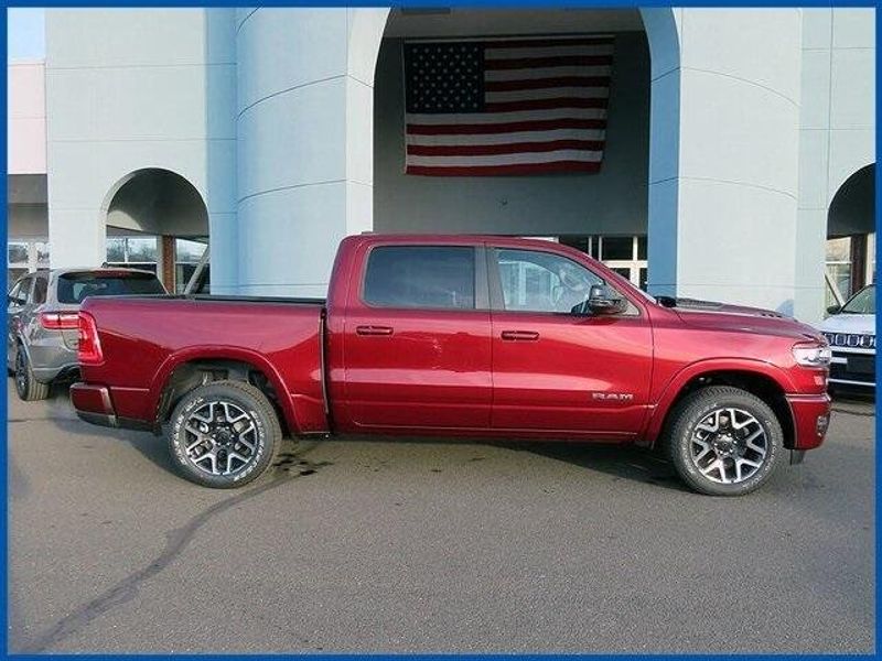 2025 RAM 1500 LaramieImage 2