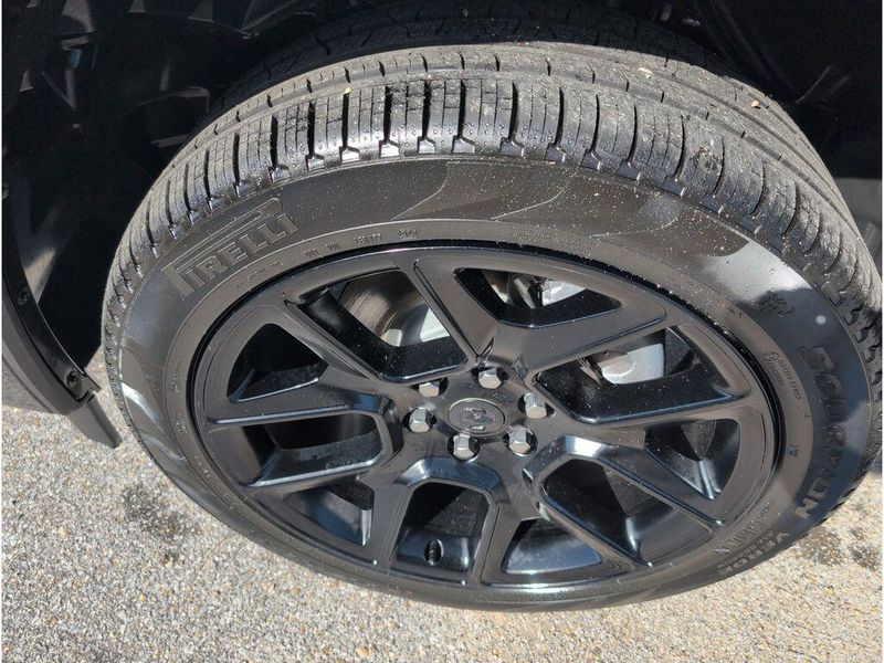 New 2025 RAM 1500 Laramie Crew Cab 4x4 5