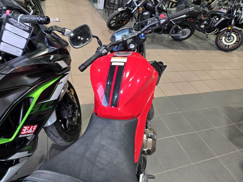 2017 Honda CB500F Image 9