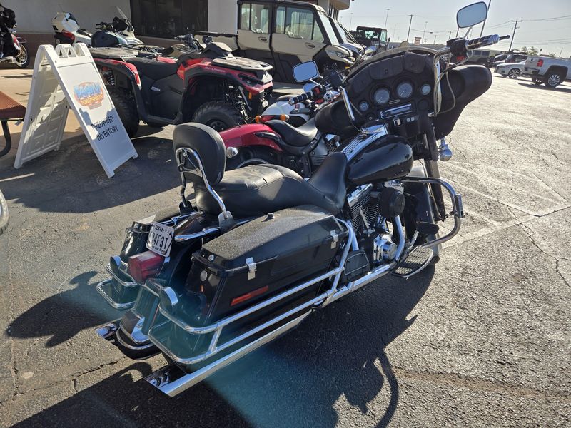 2004 HARLEY ULTRA CLASSIC Image 4