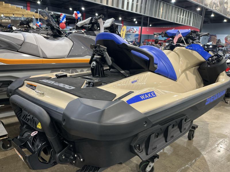 New 2025 Sea-Doo WAKE 170 (SOUND SYTEM) Image 15