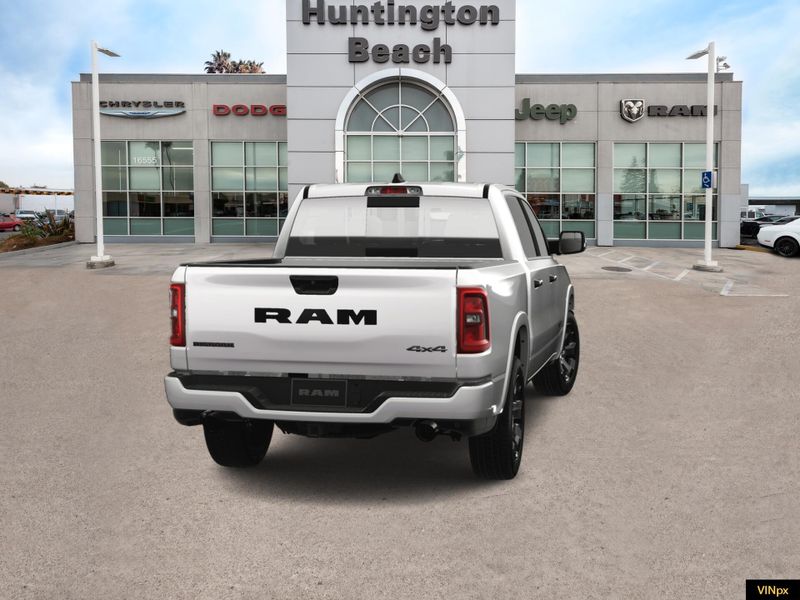 2025 RAM 1500 Big Horn Crew Cab 4x4Image 14