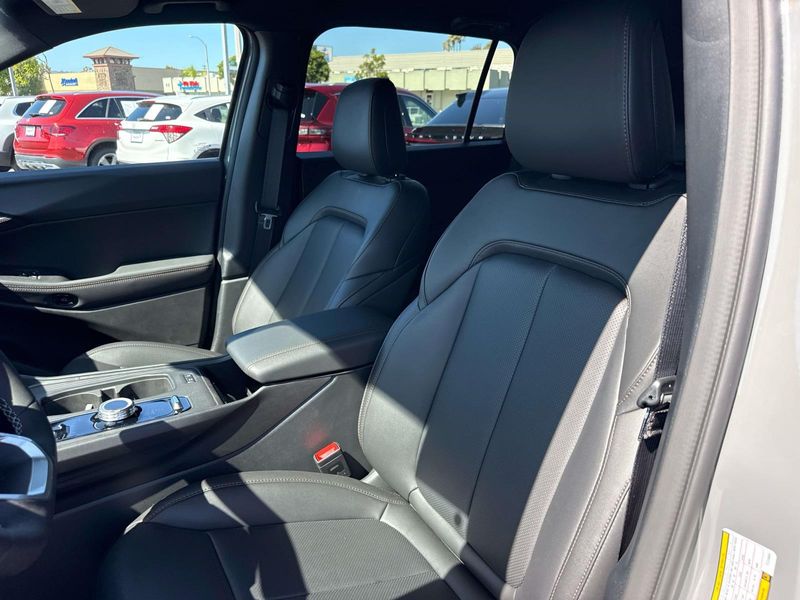 New 2026 Jeep Cherokee Limited 4x4