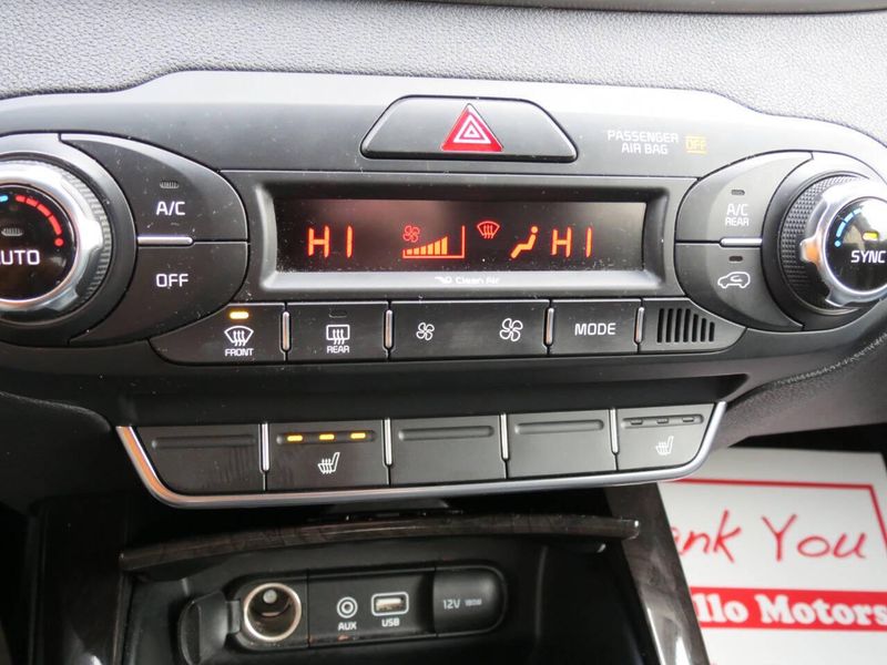 Used 2016 Kia Sorento EX V6 AWD 4dr SUVImage 21