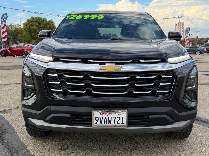 Used 2026 Chevrolet Equinox LTImage 2