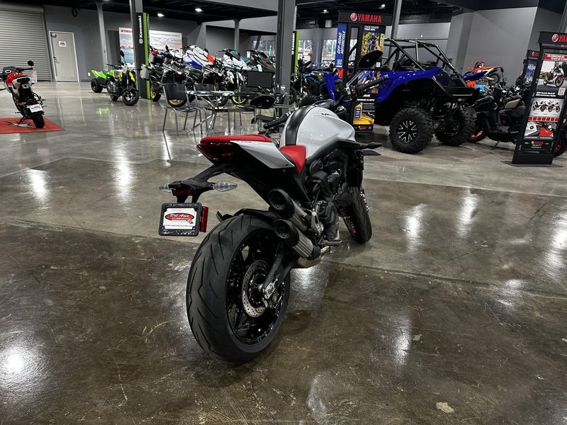 2024 Ducati MONSTER PLUS Image 9