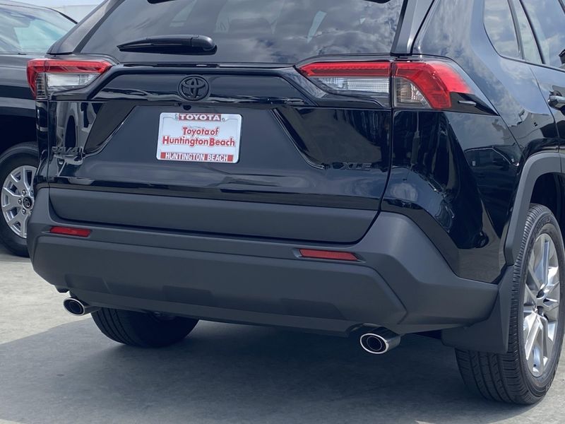 New 2025 Toyota RAV4 XLE PremiumImage 4