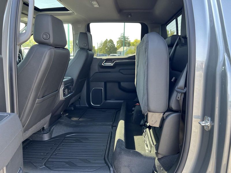 2026 Gmc Sierra 1500 SLT photo 31