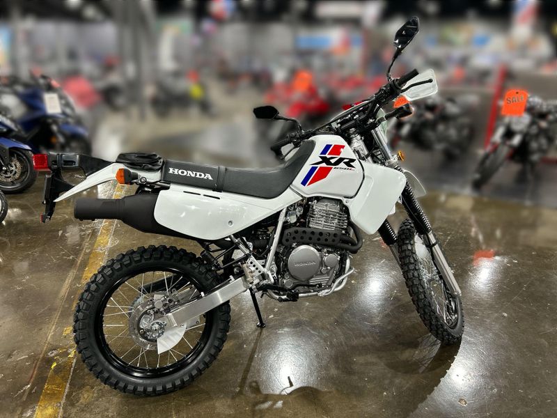 New 2025 Honda XR650L Image 11