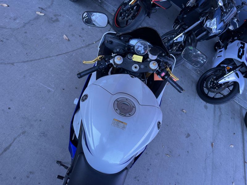Used 2014 Yamaha YZF-R6 CA Image 15
